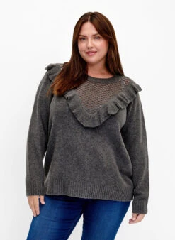Zizzi Knitted Wool Sweater With Ruffle Detail