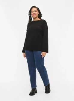 Zizzi Viscose Blend Pullover With Side Slit -Chic Soldes M61276A 0199 ModelFullBody