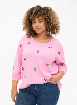 Zizzi 3/4 Sleeve Knitted Blouse With Cherry