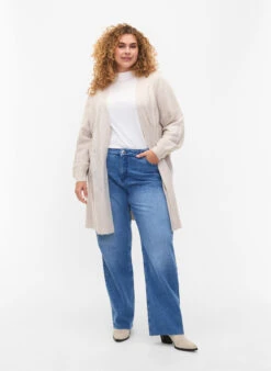 Zizzi Long Knitted Cardigan With Hole Pattern -Chic Soldes M61290B 0747 ModelFullBody