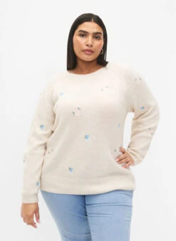 Zizzi Knitted Sweater With Embroidered Flowers