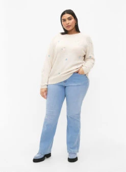 Zizzi Knitted Sweater With Embroidered Flowers -Chic Soldes M61292A 0747 ModelFullBody