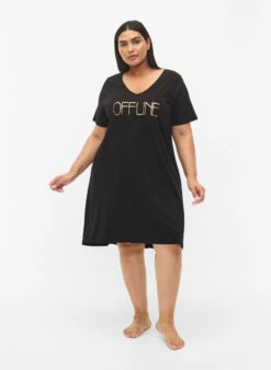 Zizzi Organic Cotton Nightdress With V-neck (GOTS) -Chic Soldes M70007D 9992 ModelFullBody