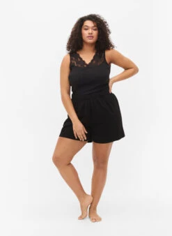 Zizzi Loose Pyjama Shorts In Cotton Blend -Chic Soldes M70030A 0199 ModelFullBody