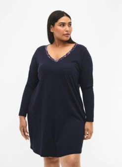 Zizzi Long-sleeved Cotton Nightgown