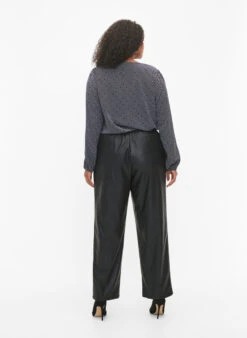 Zizzi Faux Leather Trousers With Pockets -Chic Soldes M90023C 0199 ModelBack