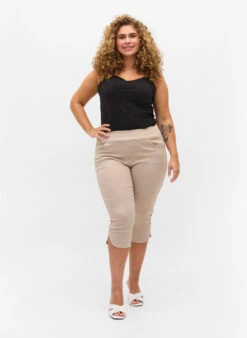 Zizzi Basic Strappy Top -Chic Soldes N00010G 0199 ModelFullBody