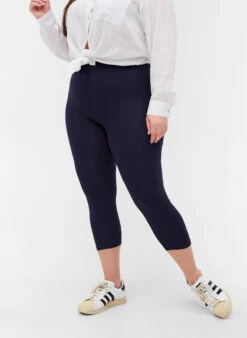 Zizzi 3/4 Length Basic Leggings -Chic Soldes N00011D 1496 ModelDetail2