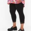 Zizzi Basic 3/4 Leggings With Lace Trim -Chic Soldes N00011K 0199 ModelFront