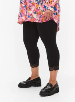 Zizzi Basic 3/4 Leggings With Lace Trim