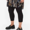 Zizzi Basic 3/4 Leggings With Ruched Detail -Chic Soldes N00011W 0199 ModelFront