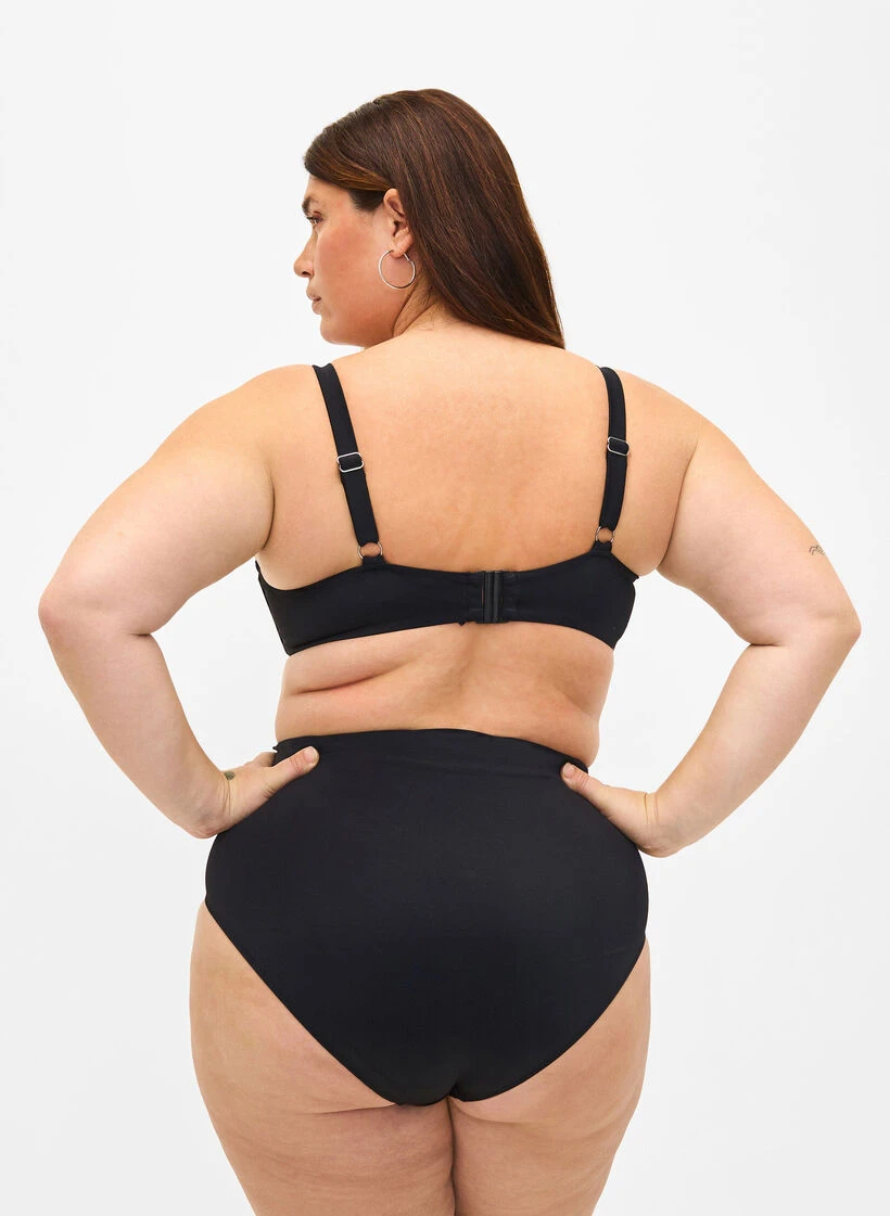 Bikini Bra With Underwire And Wrinkled Detail 4 Bikini Bra With Underwire And Wrinkled Detail – Image 2