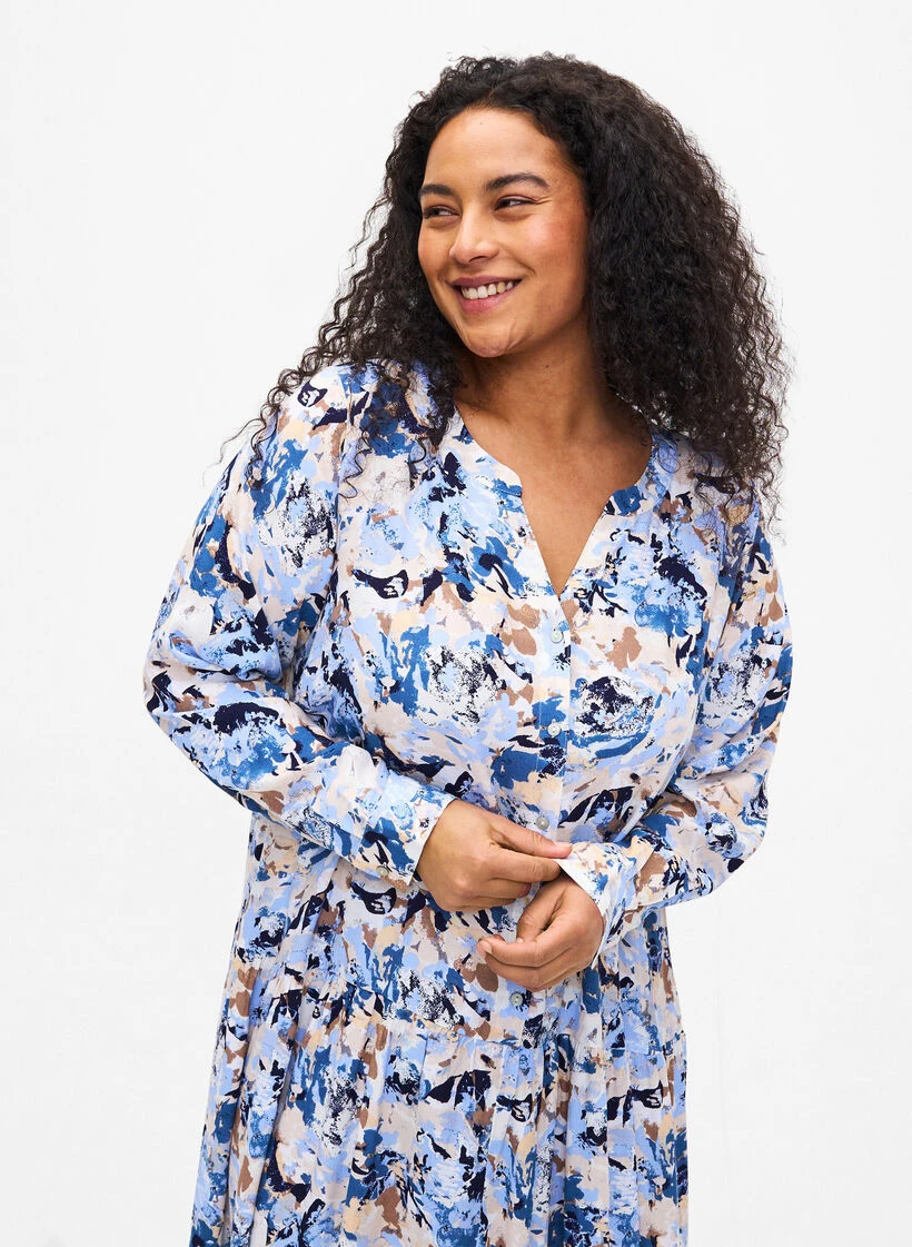 Zizzi Printed Viscose Midi Dress With Long Sleeves 5 Zizzi Printed Viscose Midi Dress With Long Sleeves – Image 3