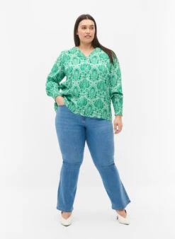 Zizzi Printed Viscose Top With Smock -Chic Soldes V00040D 2241 ModelFullBody