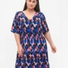 Zizzi Printed Viscose Dress With Smock -Chic Soldes V00040J 9998 ModelFront