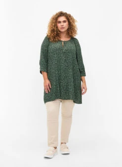 Zizzi Tunic In Viscose With Print And 3/4 Sleeves -Chic Soldes V00061X 9994 ModelFullBody