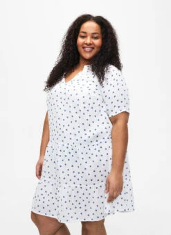 Zizzi Cotton Dress With Heart Print