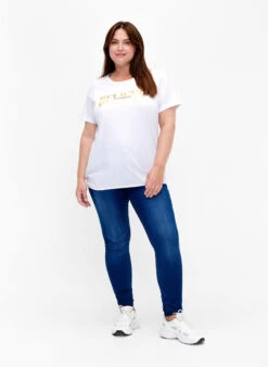 Zizzi Cotton T-shirt With Foil Print -Chic Soldes V50047F 1101 ModelFullBody
