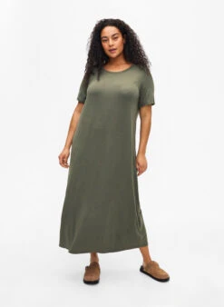 Zizzi Viscose Midi Dress With Short Sleeves
