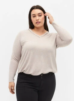 Zizzi Top With V-neck And Long Sleeves