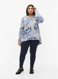 Zizzi Floral Blouse With Long Sleeves -Chic Soldes V50131X 9990 ModelFullBody