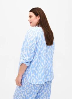 Zizzi Patterned Shirt With Linen -Chic Soldes V50197C 0424 ModelBack
