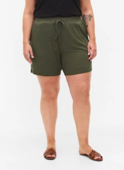 Zizzi Loose-fitting Viscose Shorts With Ribbing -Chic Soldes V50241C 2151 ModelDetail2