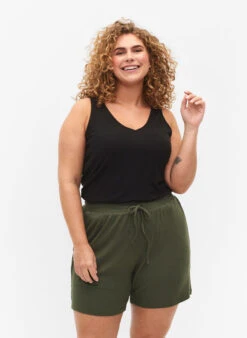 Zizzi Loose-fitting Viscose Shorts With Ribbing