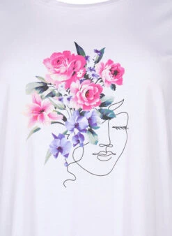 Zizzi Cotton T-shirt With Flowers And Portrait Motif -Chic Soldes V50253A 1101 Details1