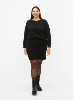 Zizzi Short Skirt With Texture -Chic Soldes V50456A 0199 ModelFullBody