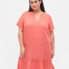 Zizzi Short-sleeved Viscose Dress With V-neckline -Chic Soldes V90000V 1265 ModelFront