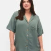Zizzi Viscose Shirt With Short Sleeves -Chic Soldes V90000Z 0728 ModelFront