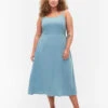 Zizzi Plain Coloured Viscose Strap Dress With Smock -Chic Soldes V90001C 0677 ModelFront