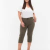 Zizzi Close-fitting Capri Trousers In Viscose Mix -Chic Soldes V90137A 1579 ModelFront