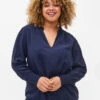 Zizzi Viscose Blouse With Long Sleeves And Smock -Chic Soldes X95963K 1494 ModelFront