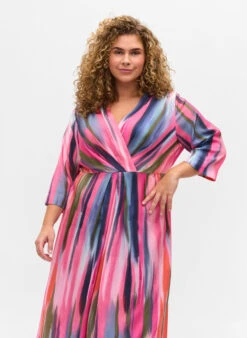 Zizzi Printed Midi Dress With 3/4 Sleeves -Chic Soldes X95997A 9990 ModelDetail2