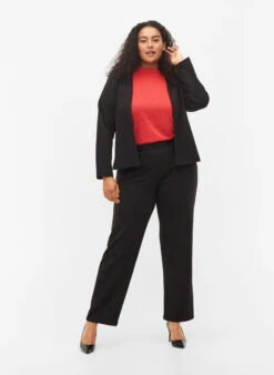 Zizzi Close-fitting Lace Blouse With Long Sleeves -Chic Soldes X96113A 0957 ModelFullBody