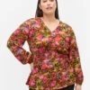 Zizzi Viscose Top With Floral Print And Smock -Chic Soldes X96125B 9990 ModelFront