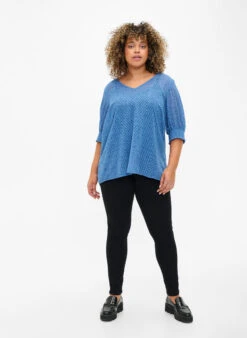 Zizzi Dotted Blouse With Short Sleeves -Chic Soldes X96138B 0335 ModelFullBody