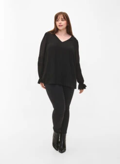 Zizzi V-neck Blouse With Ruffle Sleeves -Chic Soldes X96241A 0199 ModelFullBody